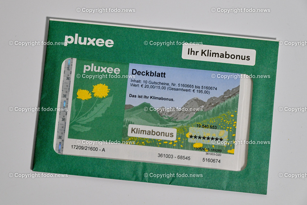 Klimabonus_ 14.11.2024-6 | 14.11.2024, Linz, AUT, Klimabonus, im Bild Klimabonus, Kuvert, Brief, Gutscheine, Zustellung, Ministerium, Bundesministerium, Klimaschutz, Umwelt, Energie, Mobilitaet, Innovation, Technologie, RSa, Post
