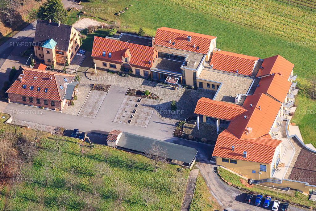 Luftbild: Wohlfühlhotel Alte Rebschule in Rhodt unter Rietburg im Bundesland Rheinland-Pfalz in Deutschland. Foto: IMG_61567.jpg vom 18.01.2014 durch Werner Riehm/FLY-FOTO.deHotel Alte Rebschule - der perfekte Urlaubsort