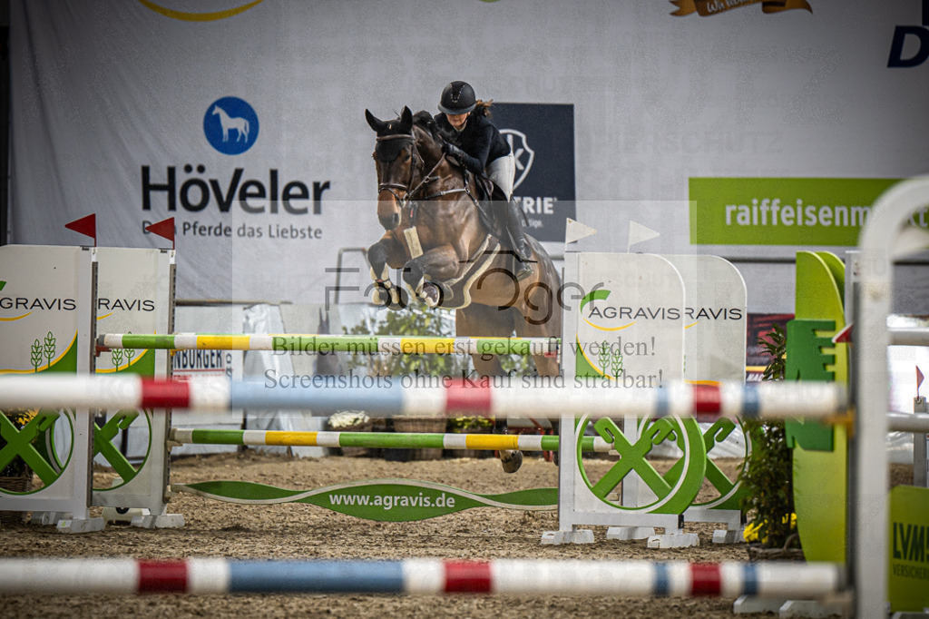 DOS_0202 | Entdecke hochwertige Reitturnierfotos von Foto Oger. Professionell, emotional und authentisch – jetzt Lieblingsmomente im Shop bestellen.Deutschlandweite Turnierfotografie. - Realisiert mit Pictrs.com