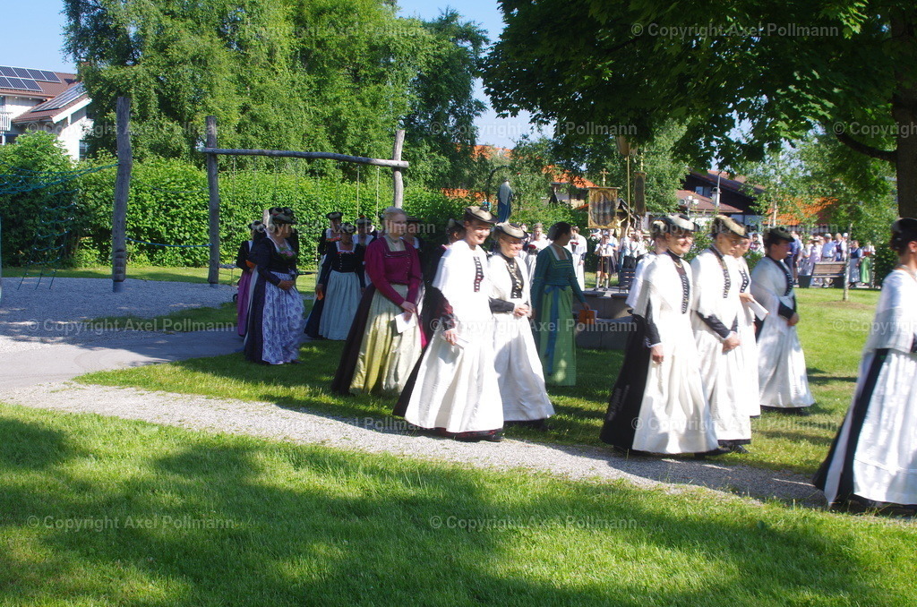 IMGP3065 | fotografiert von Axel PollmannLeonhardi Wallfahrt Benediktbeuern und Murnau, Fronleichnam, Fasching, Landschaft im Loisachtal und Benediktbeuern  - Realisiert mit Pictrs.com