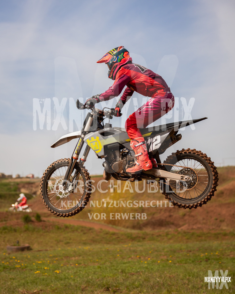 866A4008 | mxndyyvipix