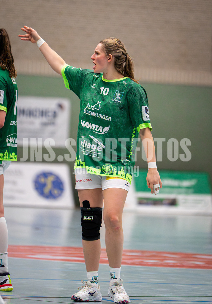 Handball I Frauen I Saison 2025-2026 I 3. Liga Staffel Nord I 13. Spieltag I SC SFN Vechta -Buxtehuder SV II-76 | Svenja Ruhöfer (10, SC SFN Vechta) - Realisiert mit Pictrs.com
