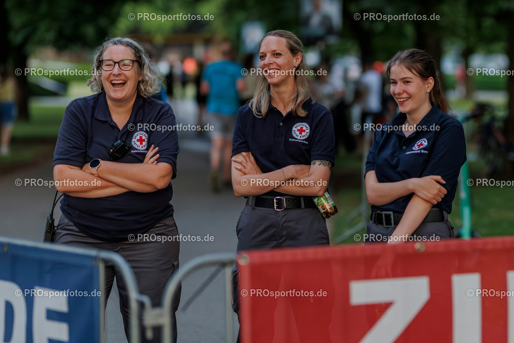 Sparda-Bank Nachtlauf Bonn; Bonn, 18.06.2025 | Impressionen vom Sparda-Bank Nachtlauf Bonn am 18.06.2025 in Bonn (Nordrhein-Westfalen). 