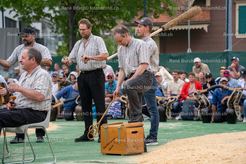 BUR03288 | René Burch leidenschaftlicher Fotograf aus Kerns in Obwalden.  Hier finden sie Sport, Landschaft und Natur Fotografie.
 - Realisiert mit Pictrs.com