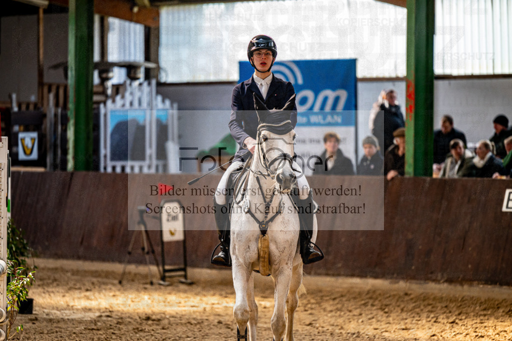 20240309-DOS_6786 | Entdecke hochwertige Reitturnierfotos von Foto Oger. Professionell, emotional und authentisch – jetzt Lieblingsmomente im Shop bestellen.Deutschlandweite Turnierfotografie. - Realisiert mit Pictrs.com