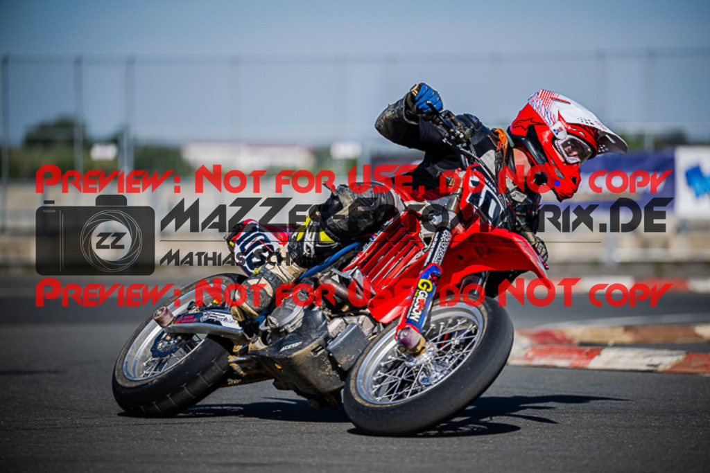 MaZZes_FotoMatrix_220903_0240 | S4