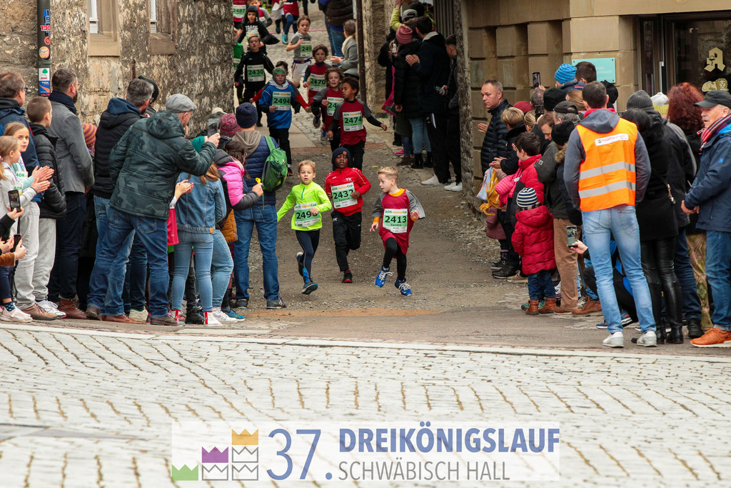 AOK JuniorCup 400m | 3Koenigslauf 2023 - Realisiert mit Pictrs.com