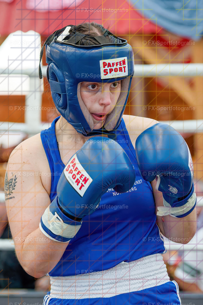 Boxkampf Frauen 34 | Sportfotos und Eventgalerien von FX-Sportfotografie: Fußball, Basketball, Futsal, American Football und weitere Sportarten ansehen und direkt bestellen. - Realisiert mit Pictrs.com