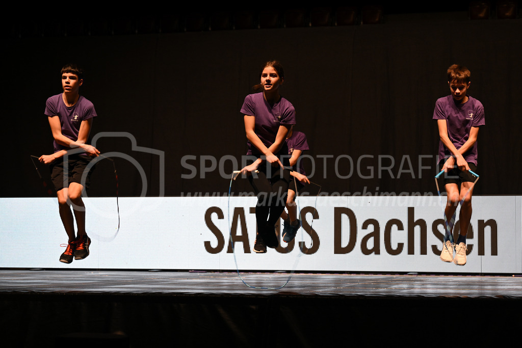 Winterthurer Sportehrung - 23. Februar 2023 | Winterthurer Sportehrung
AXA Arena, Winterthur
Show-Einlage mit SATUS Dachsen (Rope Skipping).
Bild: Sportfotografie Markus Aeschimann | www.markus-aeschimann.ch - Realisiert mit Pictrs.com