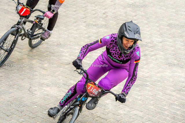 BayBMX2026-05437 | Fotogalerie von Thomas Dettweiler mit Eventbildern und lizenzfreien Fotos. Perfekt als Wandbild, für Büro, Website oder private Nutzung. - Realisiert mit Pictrs.com