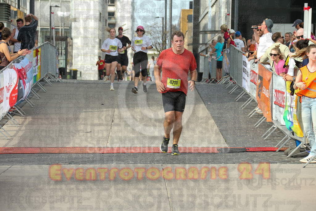 250920_1534_EX1_0017 | Sportfotografie im Rhein-Sieg Kreis, Köln, Bonn, NRW, Rheinland Pfalz, Hessen, etc. Unser Tätigkeitsfeld umfasst den Laufsport vom Volkslauf über den Marathon, Duathlon, Triathon bis zum Ultralauf wie Kölnpfad Ultra oder Schindertrail.