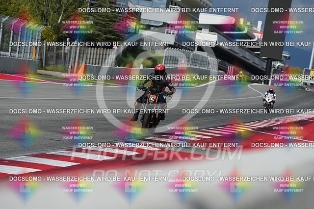 2025_10_26_PBK_61930 | Sportfotografie; SlowMotion; Video; Rennstrecke; Hafeneger; RSE; Speer; Trackday; Motorsportarena; Hockenheimring; Brno; Most; Barcelona; Valencia, Benny; Kaetzmer;