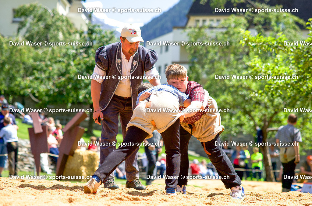 Crettenand Colin (2012) - Schmid Alexander (2012) _ la F_te R_gionale Oberwallis Brig_ 24.05.2025 | Crettenand Colin (2012) - Schmid Alexander (2012) à la Fête Régionale Oberwallis Brig, 24.05.2025