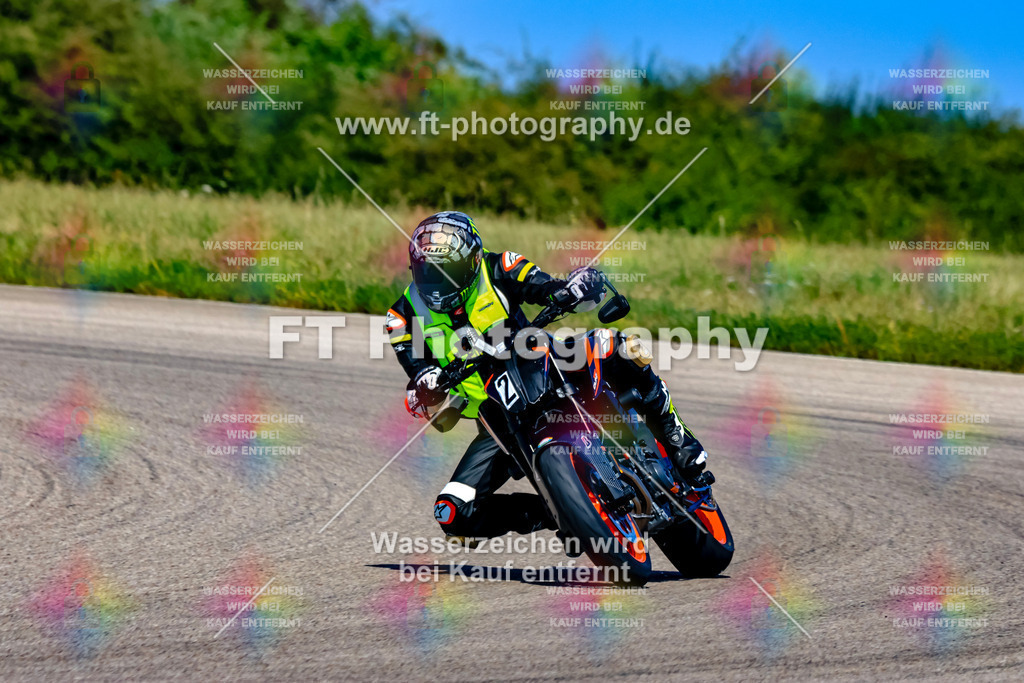 002-3307 | Hier findet Ihr Bilder von Touristenfahrten auf der Nürburgring Nordschleife oder von anderen Veranstaltungen die ich besucht habe. Viel Spass beim Durch Schauen 