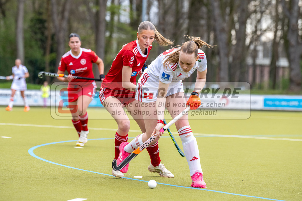 SFE_20260321_0071 | Köln, Deutschland, 21.03.26: Feldhockey 1. Bundesliga Damen zwischen Rot-Weiss Köln - Bremer HC im REWE Sportpark am 21.03.2026 in Köln, Deutschland. (Foto von Stephan Fehrmann)Köln, Germany, 21.03.26: Feldhockey 1. Bundesliga Damen between Rot-Weiss Köln - Bremer HC in REWE Sportpark at 21.03.2026 in Köln, Deutschland. (Foto from Stephan Fehrmann)