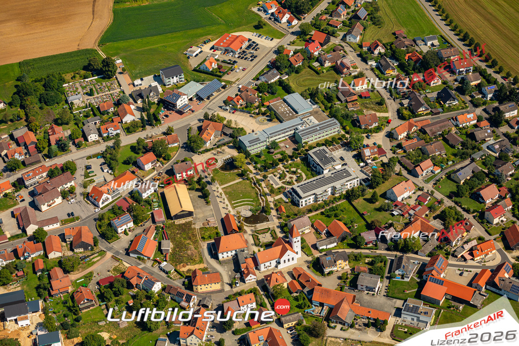 Das Luftbild zeigt :  Ursensollen - Die Luftaufnahme wurde 2024 vom UL-Flugzeug aus erstellt ( keine Drohne ) - Hochauflösende Luftaufnahme - Für grossformatige Ausdrucke geeignet. Die Geschenkidee !Mit Lizenz und Bildrechte bestellbar
