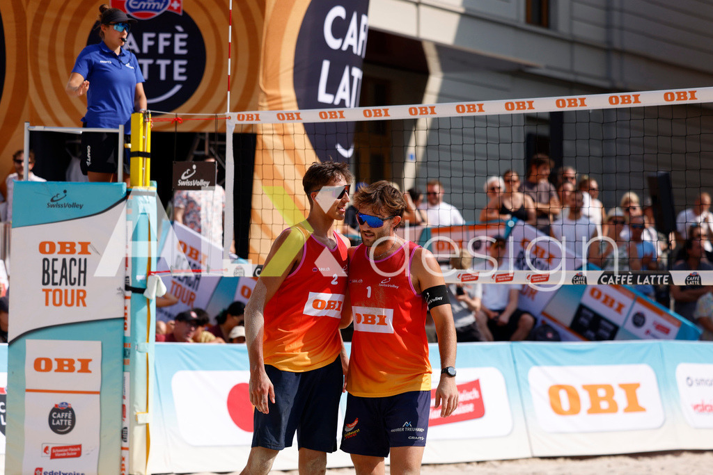 Obi BeachTour 2026 - Basel | BASEL, SWITZERLAND - JULY 19: LEO DILLIER (SUI) and LUC EMANUEL FLÜCKIGER (SUI) during the Obi BeachTour 2026 match between DILLIER / FLÜCKIGER (SUI) and BREER / KÄLIN (SUI) at Barfüsserplatz on July 19, 2026 in Basel, Switzerland. - Realisiert mit Pictrs.com