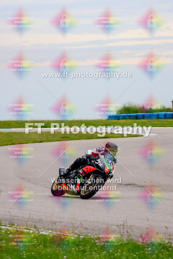 MotoTeam-1833 | Hier findet Ihr Bilder von Touristenfahrten auf der Nürburgring Nordschleife oder von anderen Veranstaltungen die ich besucht habe. Viel Spass beim Durch Schauen 