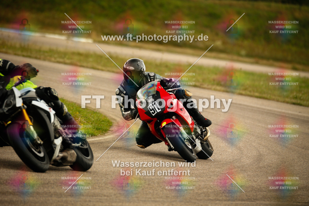 _MOT7914 | Hier findet Ihr Bilder von Touristenfahrten auf der Nürburgring Nordschleife oder von anderen Veranstaltungen die ich besucht habe. Viel Spass beim Durch Schauen 