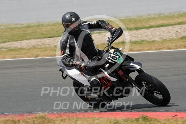 2024_05_17_PBK_23041 | Sportfotografie; SlowMotion; Video; Rennstrecke; Hafeneger; Speer; Racing; RSE; BMW; CBO; Trackday; Motorsportarena; Hockenheimring; Brno; Most; Barcelona; Valencia