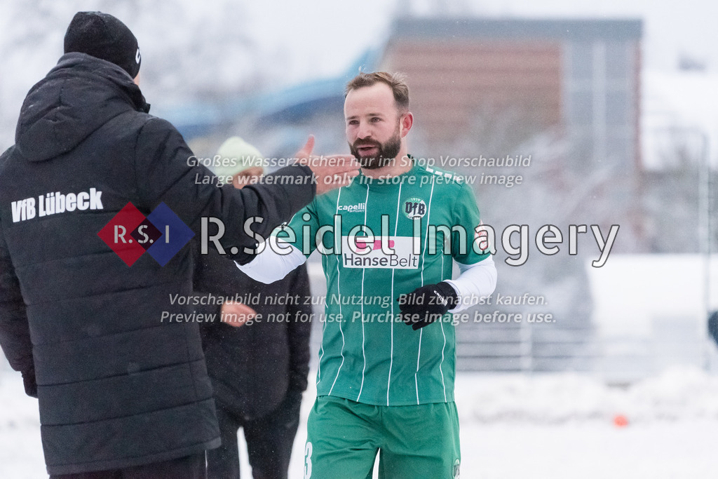 RS-1-024628 | Florian Schnorrenberg (Lübeck, Cheftrainer), Jan-Marc Schneider (#33, Lübeck)