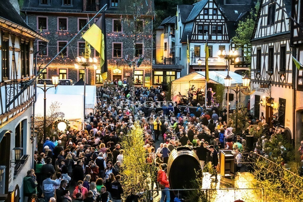 Oberwesel 2023 Hexennacht-2237 | Die Hexennacht in Oberwesel am Rhein findet in der Walpurgisnacht am 30. April statt. - Realisiert mit Pictrs.com