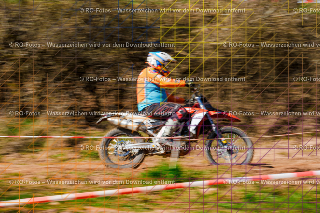 3 Lauf Mernes-314 | Sportfotografie von RO-Fotos: Motorsport, Motocross, Enduro, Laufveranstaltungen und Triathlon. Professionelle Fotos von Sportlern und Events. - Realisiert mit Pictrs.com
