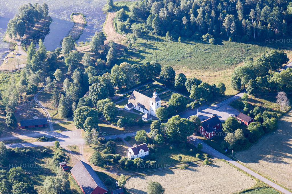 Luftbild: Ortsansicht in Blädinge im Bundesland Kronoberg in Schweden. Foto: IMG_108115.jpg vom 28.06.2018 durch Werner Riehm/FLY-FOTO.de