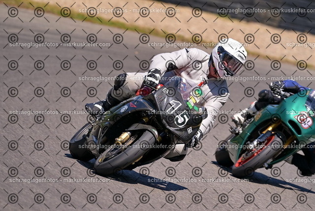 26bt05-1168 | markuskiefer.com - Realisiert mit Pictrs.com