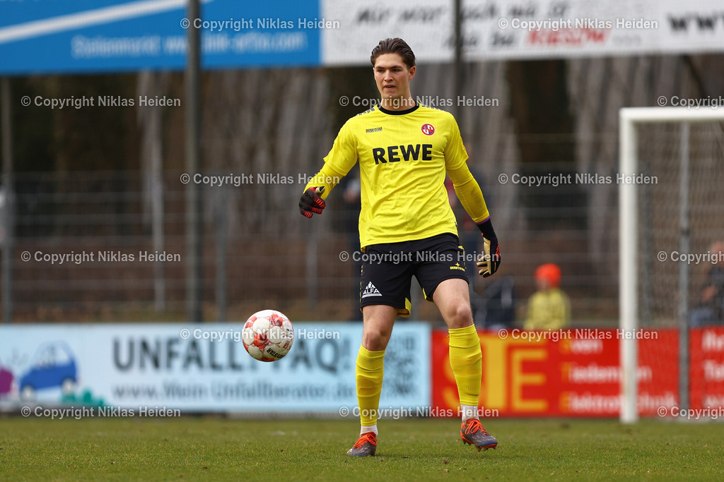 NH_FCEiintrachtNorderstedt_FCStPauliU23_RegionalligaNord_08032026 | #1 Niklas Petzsch (FC Eintracht Norderstedt)Fußball I Herren I Regionalliga Nord I Saison 2025-2026 I 25. Spieltag I FC Eintracht Norderstedt - FC St. Pauli I 08.03.2026 I Edmund-Plambeck-Stadion
