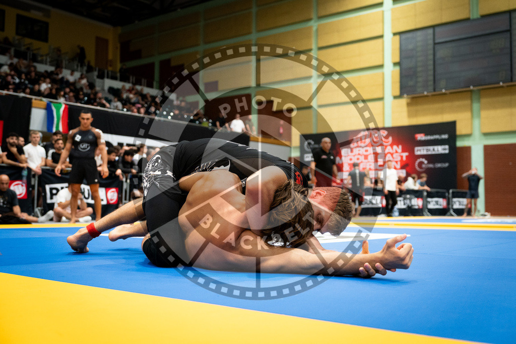 20250906PBB3725 | Fighters compete during the ADCC European Trials  competition in Warsaw, Poland, on September 6, 2025.