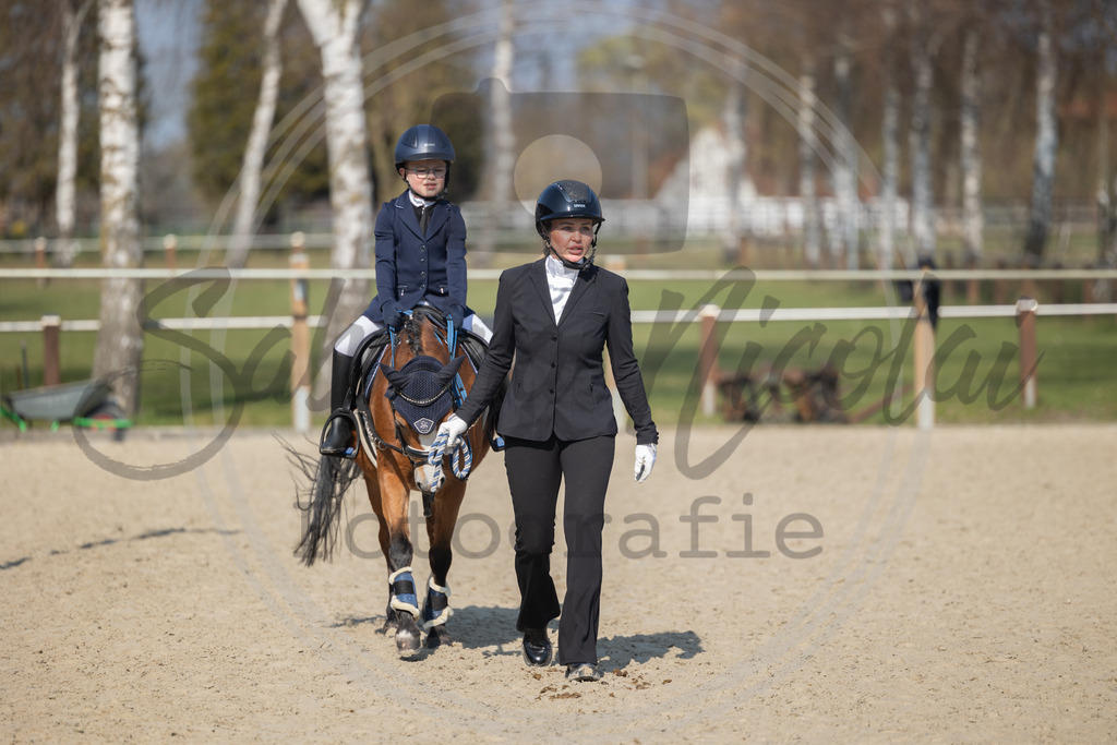 994A9447 | sabrinanicolaifotografie - Realisiert mit Pictrs.com