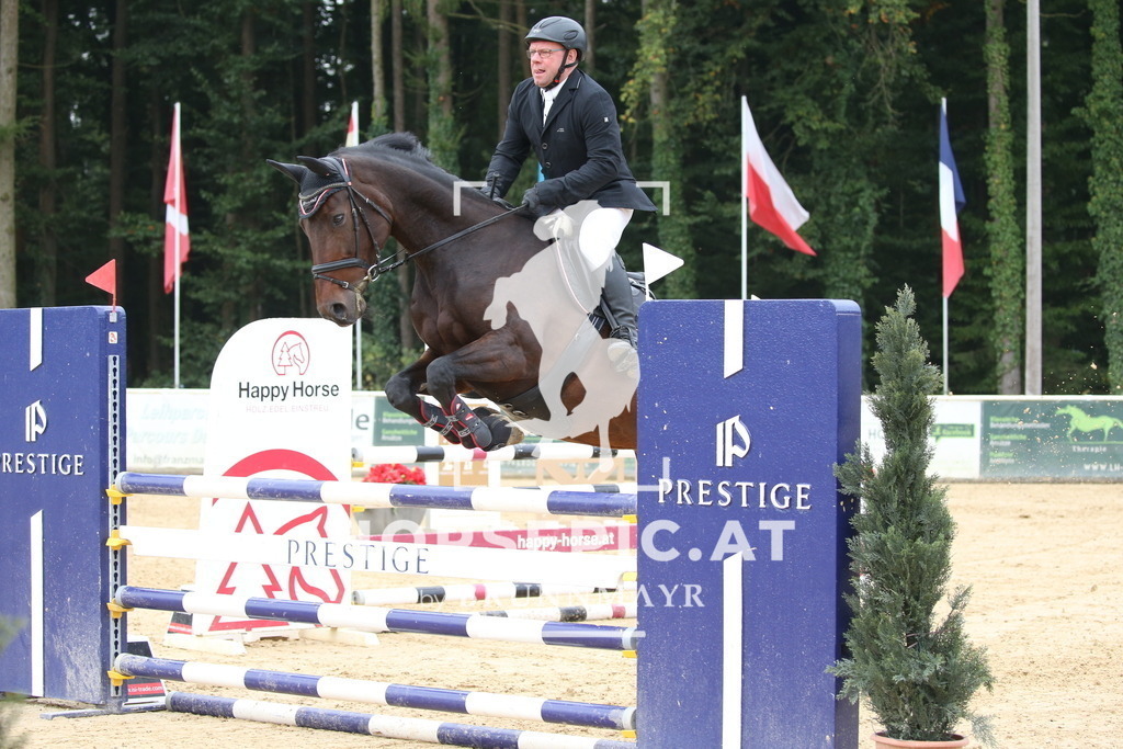 DL2Q4028 | Willkommen bei Brunnmayr - Design & Fotografie – Ihrem Spezialisten für Reitturniere und Pferdeveranstaltungen in Oberösterreich, Salzburg und Bayern! Seit über 17 Jahren sind wir leidenschaftlich dabei.