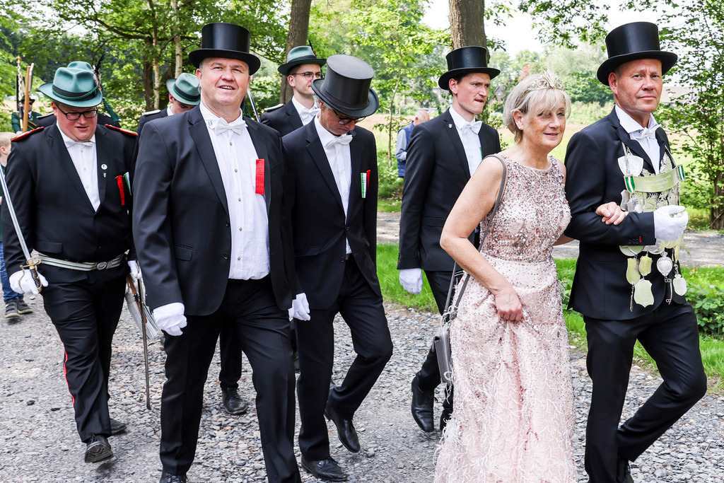 top-top.de 240509-145 | Foto, Video, Fotografie, Videografie, Fotobox, DJ, Discjockey, Musik, Musikbox, Veranstaltung, Photobooth, Amazon, Ebay, Buchtipp, Bestseller, Autor, Verlag, Buch, Wesel, Hamminkeln, NRW, Dinslaken, Rees, Drohne, Hochzeit, Party, Fotobox, Wesel, Fotograf