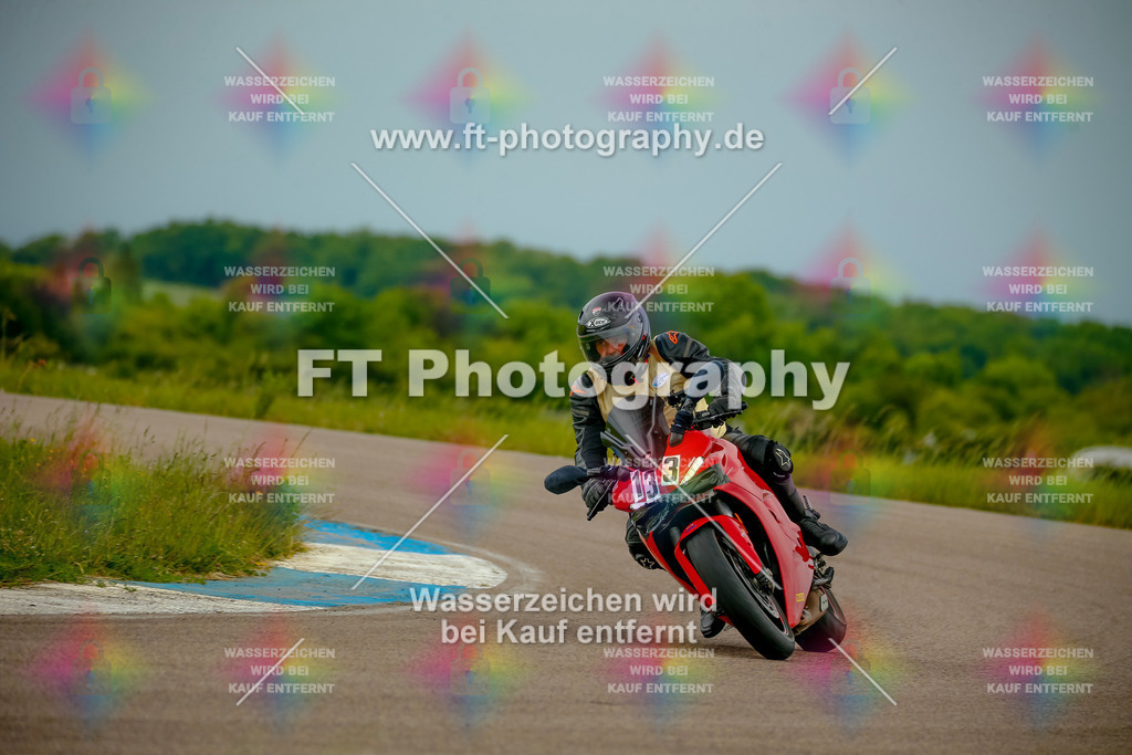 _MOT1665 | Hier findet Ihr Bilder von Touristenfahrten auf der Nürburgring Nordschleife oder von anderen Veranstaltungen die ich besucht habe. Viel Spass beim Durch Schauen 