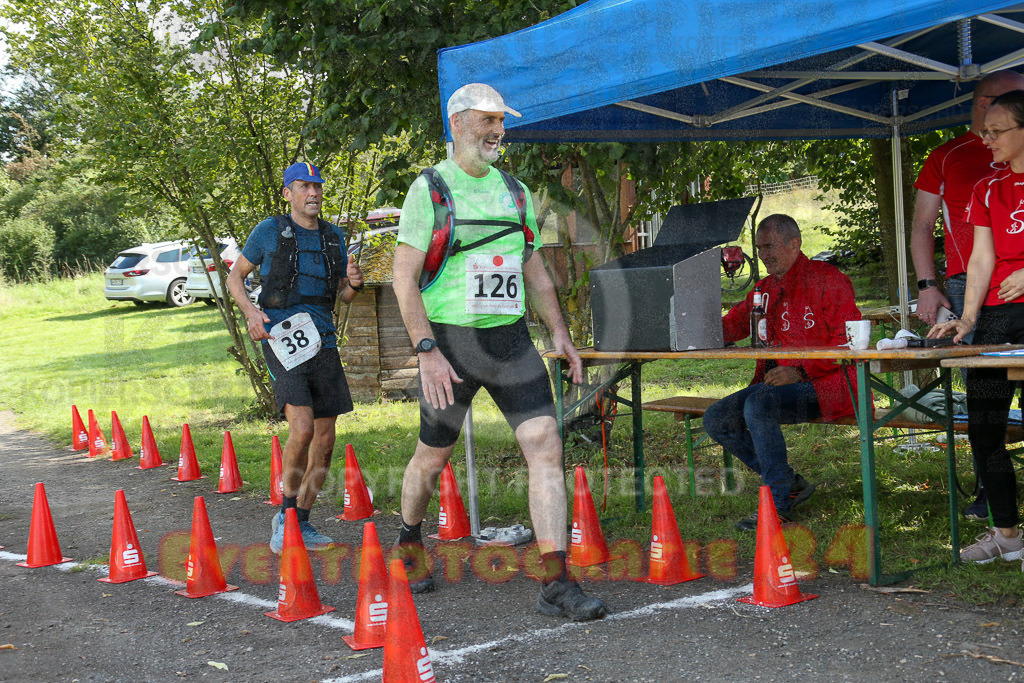 230826_1552_EX1_1465 | Sportfotografie im Rhein-Sieg Kreis, Köln, Bonn, NRW, Rheinland Pfalz, Hessen, etc. Unser Tätigkeitsfeld umfasst den Laufsport vom Volkslauf über den Marathon, Duathlon, Triathon bis zum Ultralauf wie Kölnpfad Ultra oder Schindertrail.