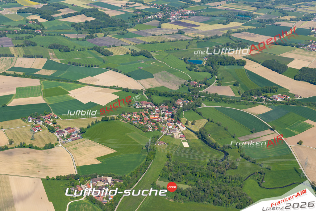 Aktuelles Luftbild von Unterschwillach Ottenhofen - Die Luftaufnahme wurde 2021 mittels UL-Flugzeug erstellt ( keine Drohne ) - hochauflösende Kamera-Systeme von  Canon -Beste Qualität - Für grossformatige Ausdrucke geeignet. Die Geschenkidee !