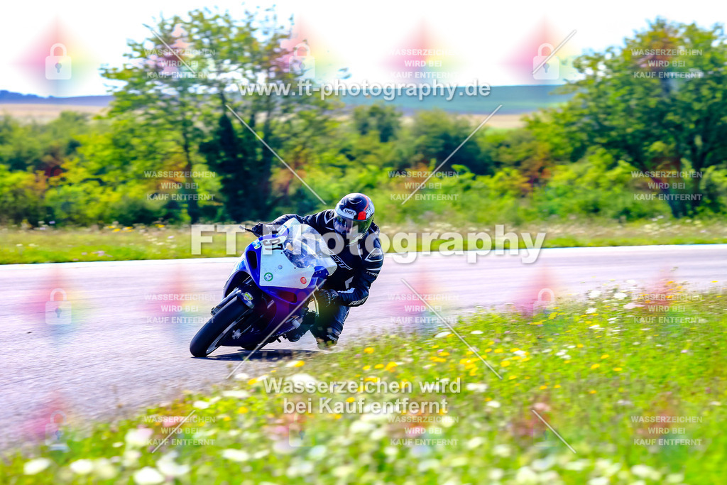 097-5803 | Hier findet Ihr Bilder von Touristenfahrten auf der Nürburgring Nordschleife oder von anderen Veranstaltungen die ich besucht habe. Viel Spass beim Durch Schauen 