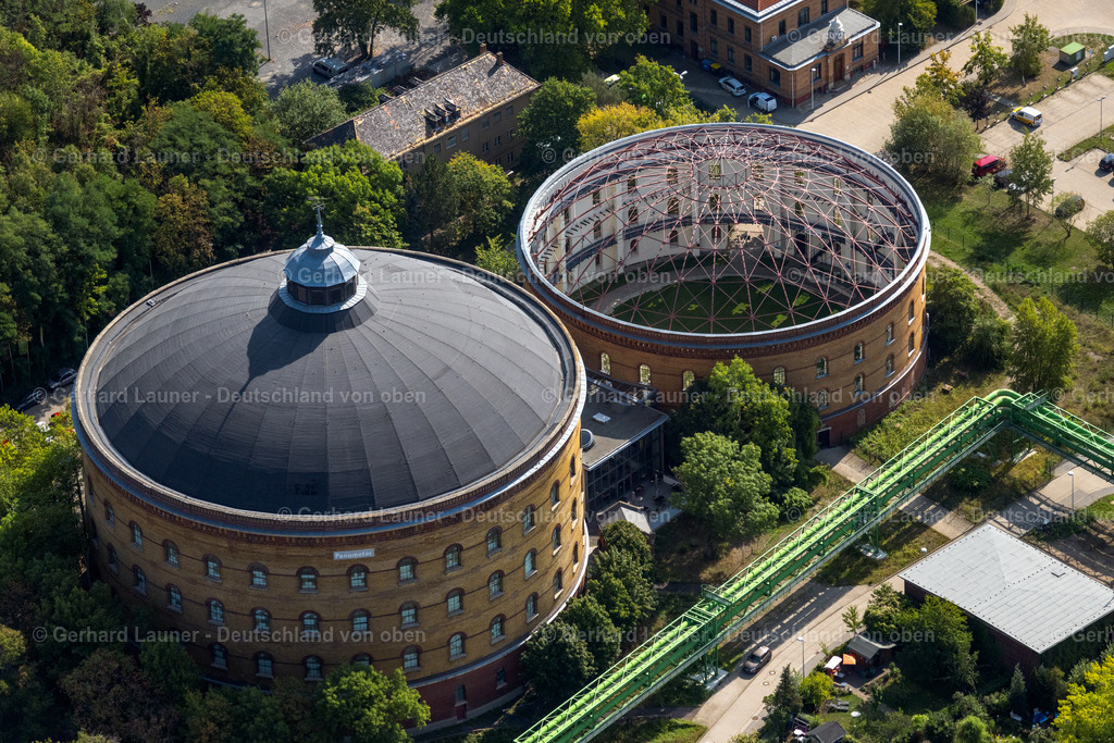 4039227 | Das Panometer Leipzig, ein ehemaliges Gasometer, ist heute ein Ausstellungsgebäude in Leipzig