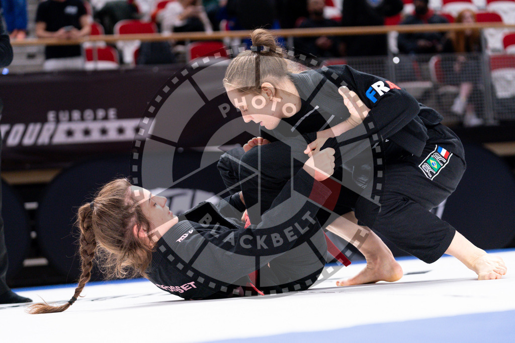 20241013PBB4657 | Athletes compete during the AJP Tour Europe Continental Jiu-Jitsu Amateurs & Masters Championship on October 13, 2024 in Almere near Amsterdam, Netherlands. © Chiara Dazi / photoblackbelt