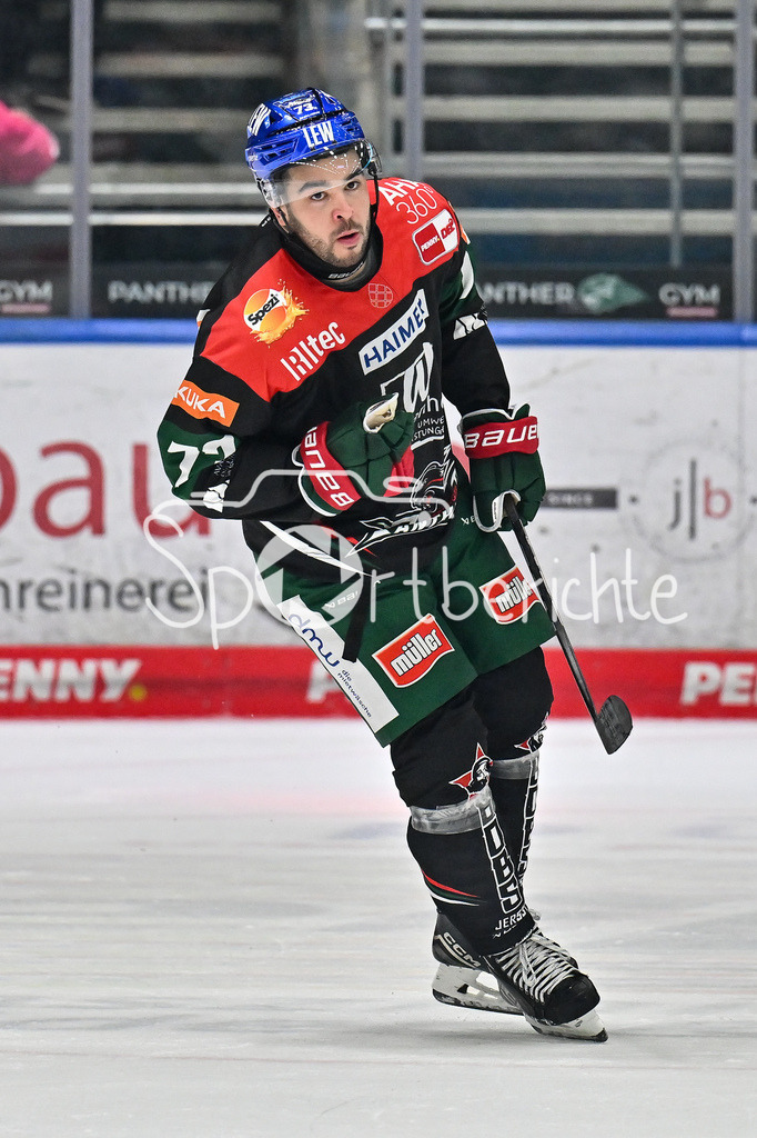 Augsburger Panther - Nürnberg Ice Tigers | jubelt nach seinem verwandeltem Penalty - Nicholas BAPTISTE (Augsburger Panther 73) / Freisteller / Einzelfoto / DEL: Augsburger Panther - Nuernberg Ice Tigers, Curt Frenzel Stadion am 03.01.2025