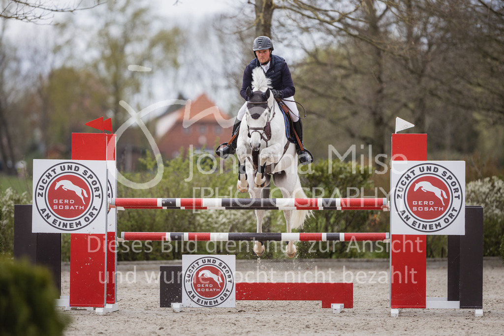 230427_HofSosath_2Ph-M2St-176 | Deine schönsten Turniermomente als professionelle Fotos! Entdecke hochwertige Pferdesport-Fotografie im Online-Shop. Jetzt Fotos finden & bestellen!