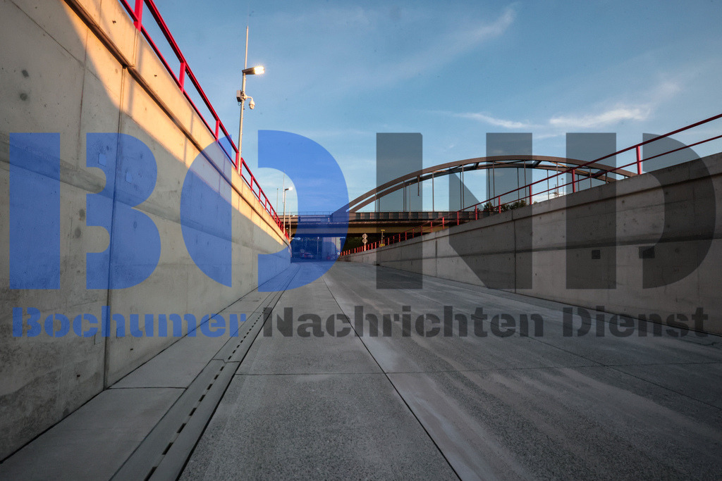 SES_HERATK20250711-21 | bond - Realisiert mit Pictrs.com