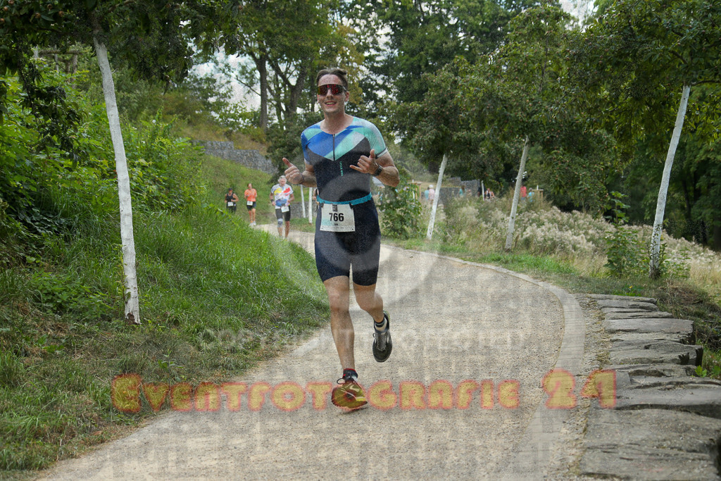 250824_1406_EX1_4972 | Sportfotografie im Rhein-Sieg Kreis, Köln, Bonn, NRW, Rheinland Pfalz, Hessen, etc. Unser Tätigkeitsfeld umfasst den Laufsport vom Volkslauf über den Marathon, Duathlon, Triathon bis zum Ultralauf wie Kölnpfad Ultra oder Schindertrail.