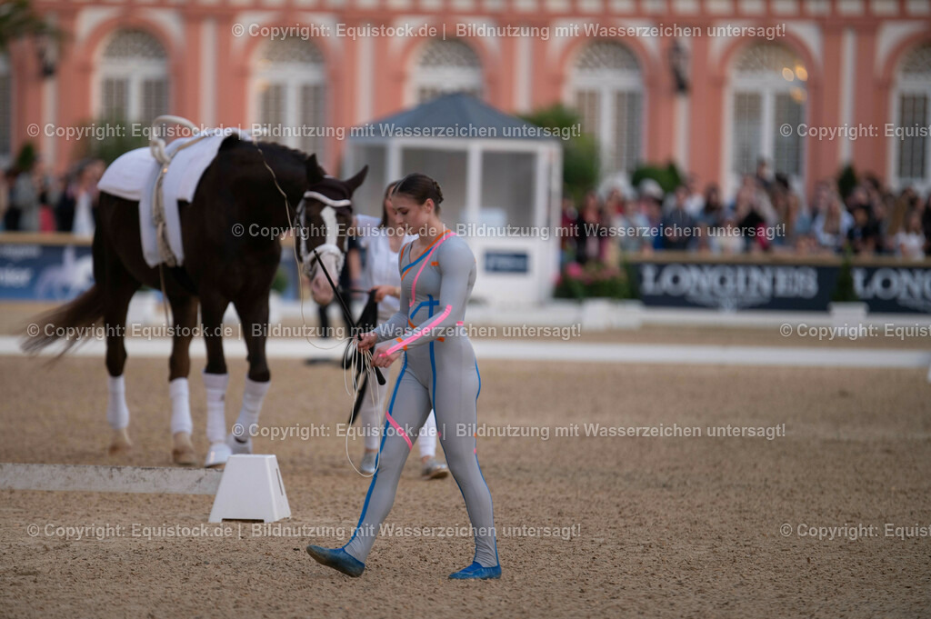 20230527_Voltigieren_NASPA_Flutlicht_0057 | equistock
