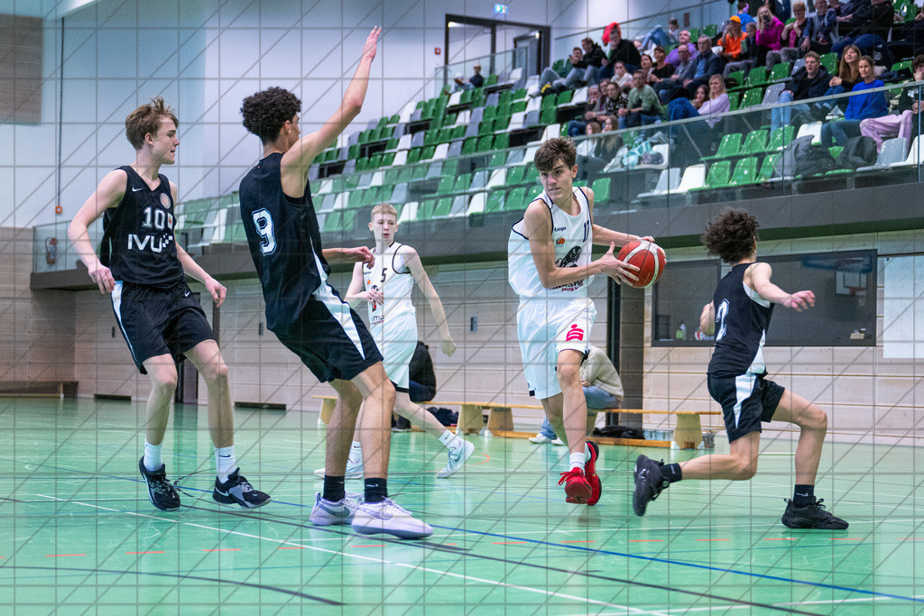 JBBL 24/25 | 12.01.2025 | Charisma Young Bulls vs. Northwestern Basketball Academy | JBBL 24/25 | 12.01.2025 | Charisma Young Bulls vs. Northwestern Basketball Academy - - - - - CREDIT, www.bullenfotos.de, Martin König, Hörner Weg 40, D-49078 Osnabrück, +4917663732967, Nutzung und Weitergabe nur zu den vereinbarten Zwecken. Presseanfragen an Urheber. Alle Rechte beim Urheber. - - - - - - Realisiert mit Pictrs.com