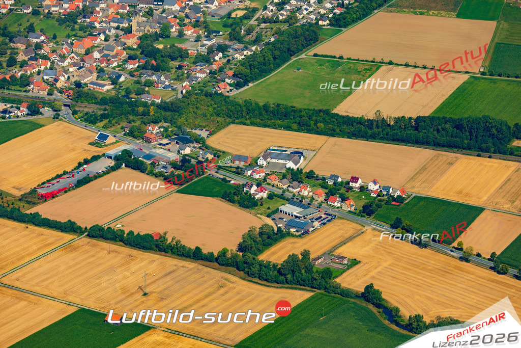 Luftaufnahme Rimbeck Warburg - Die Luftaufnahme wurde 2025 vom UL-Flugzeug heraus erstellt ( ohne Drohne ) - Hochauflösende Luftaufnahme - für professionelle Ausdrucke geeignet. Die Geschenkidee !Mit Lizenz und Bildrechte bestellbar