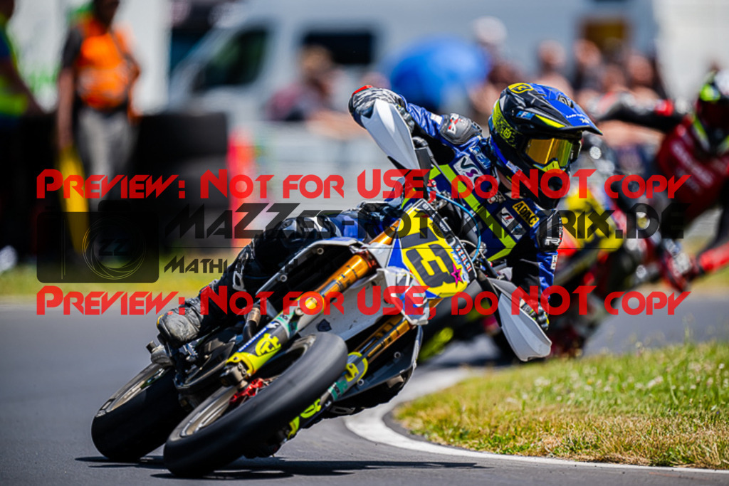 MaZZes_FotoMatrix_220703_0445 | S1