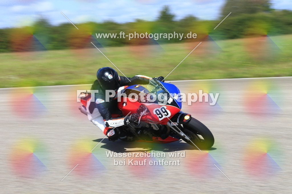_OUR6361 | Hier findet Ihr Bilder von Touristenfahrten auf der Nürburgring Nordschleife oder von anderen Veranstaltungen die ich besucht habe. Viel Spass beim Durch Schauen 