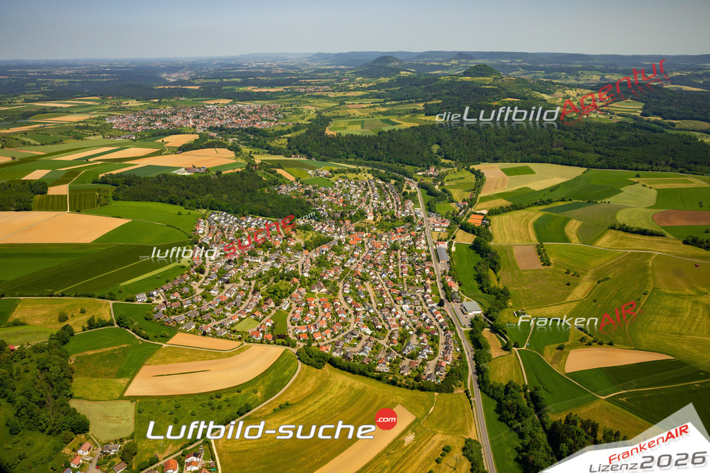 Das Luftbild zeigt  Birenbach - Die Luftaufnahme wurde 2023 vom UL-Flugzeug aus erstellt ( keine Drohne ) - Hochauflösende Luftaufnahme - Für grossformatige Ausdrucke geeignet. Die Geschenkidee !Mit Lizenz und Bildrechte bestellbar